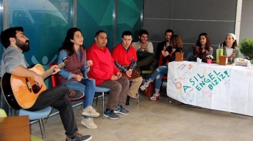 Farkındalık İ&ccedil;in &rsquo;asıl Engel Biziz&rsquo; Dediler