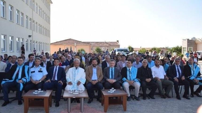 Sındırgı Myo&rsquo;da Mezuniyet Coşkusu