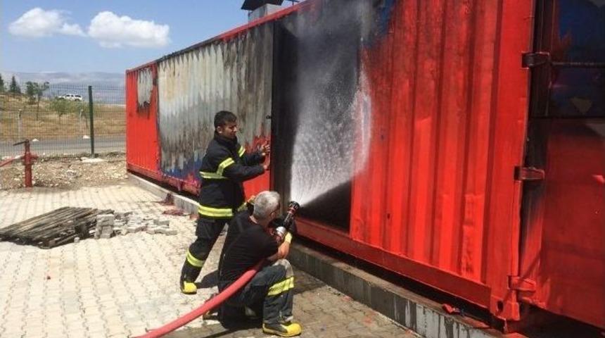 Kocaeli İtfaiyesi Eğitmenleri Eğitti