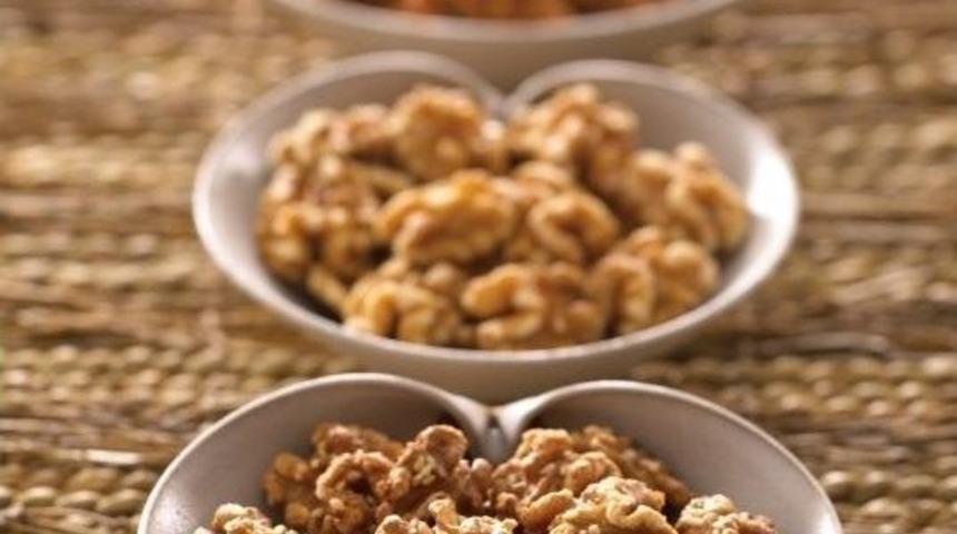 Ceviz Kolon Kanserini &Ouml;nlemeye Yardımcı Olabilir