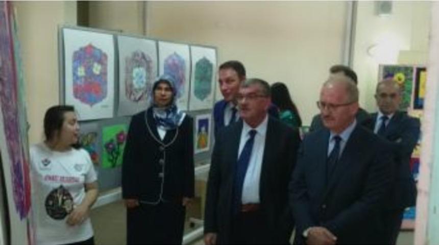 Ziyaretli &Ouml;ğrencilerden 35 Proje