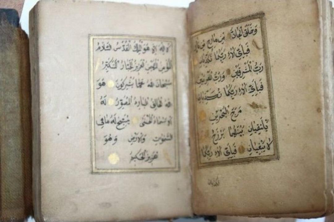 2 Milyon Dolarlık Kur&rsquo;an-ı Kerim&rsquo;i Satmak İsterken Yakalandılar