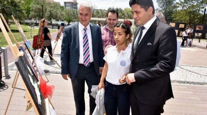 Aliağa&rsquo;da &lsquo;sanat Sokağı&rsquo; Etkinliklere Ev Sahipliği Yapıyor