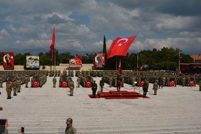 Burdur’da Acemi Askerlerin Yemin Töreni 1