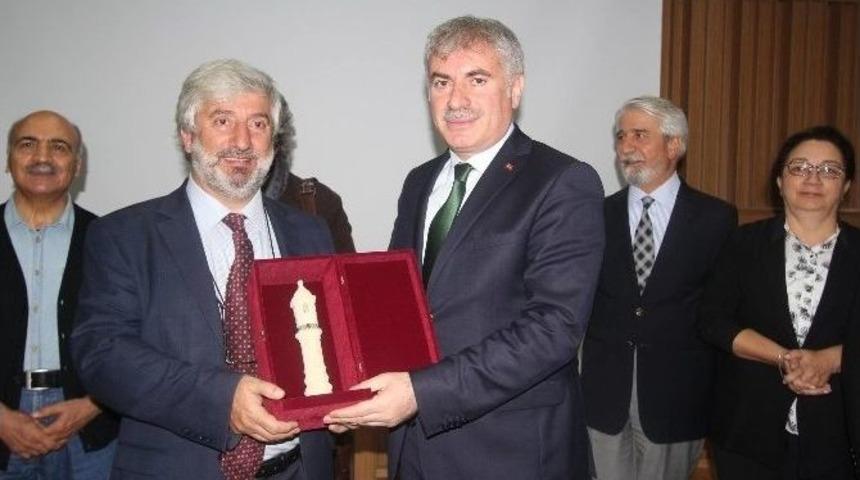 Bayburt Belediye Başkanı Mete Memiş: