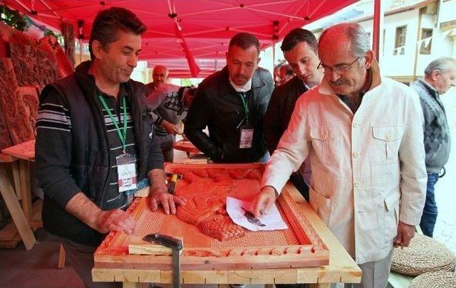 Yılmaz B&uuml;y&uuml;kerşen Festival Alanını Gezdi 1