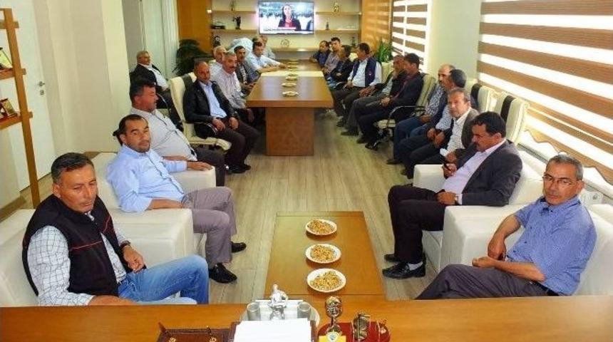 Başkan Ersoy, Ramazan &Ouml;ncesi Muhtarlar İle Toplantı Yaptı