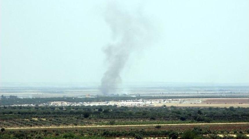 Işid Mevzileri Fırtına Ob&uuml;s Topları Ve Tank Birlikleri Tarafından Vuruluyor