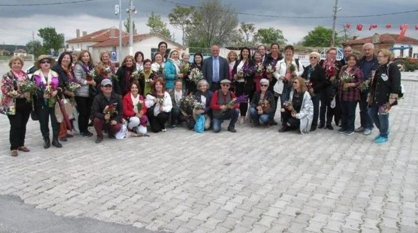 Han İl&ccedil;esine Festival İ&ccedil;in Sanat&ccedil;ılar Gelmeye Başladı