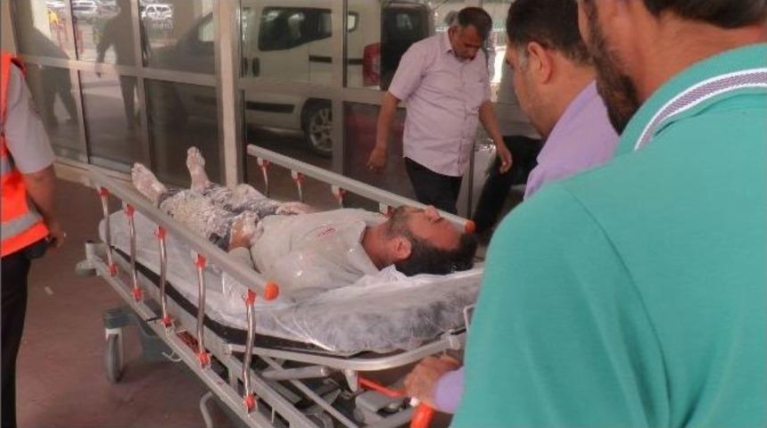 (&ouml;zel Haber) İnşaat İskelesinin &Ccedil;&ouml;kmesi Sonucu 3 İş&ccedil;i Ağır Yaralandı