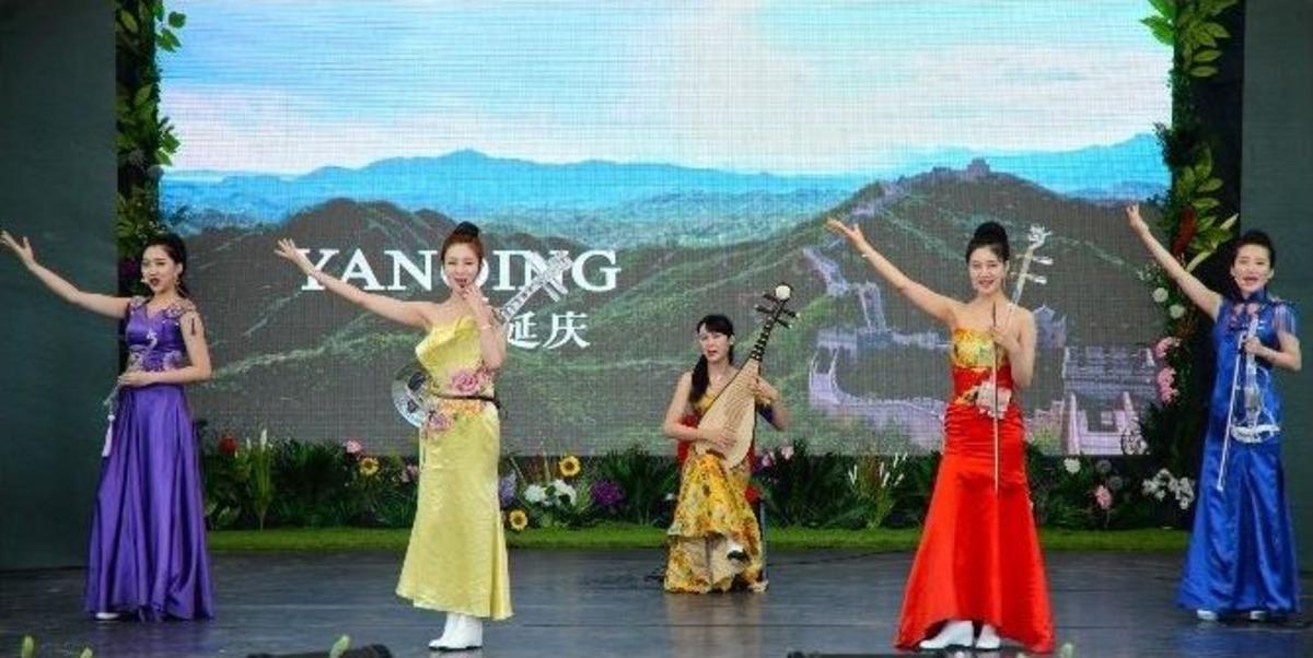 &Ccedil;in&rsquo;den Expo 2016&rsquo;da Renkli Milli G&uuml;n Kutlaması