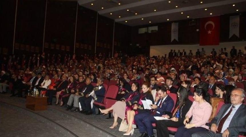Engelleri Aştı, Mezun Oldu