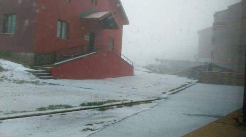 Uludağ&rsquo;da Kar S&uuml;rprizi
