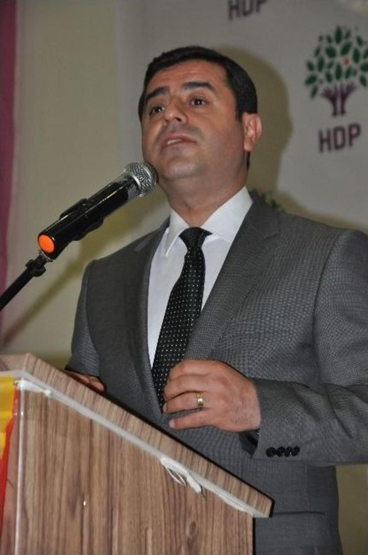 Selahattin Demirtaş Bitlis&rsquo;te