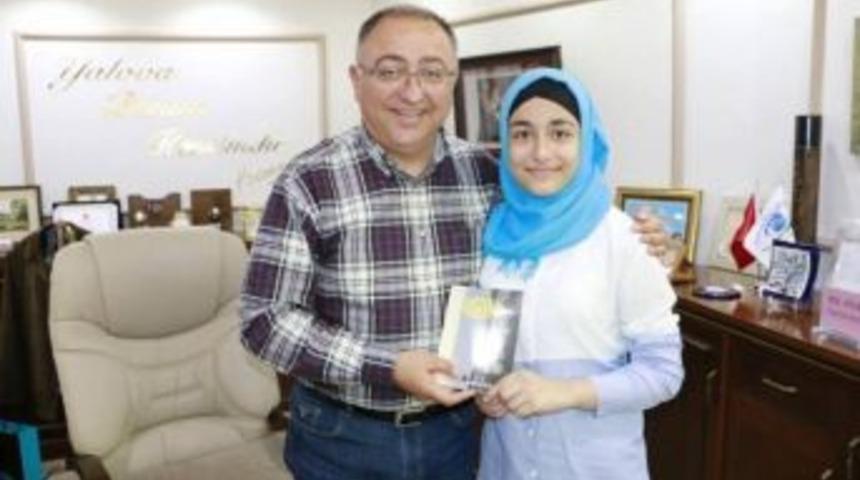 Salman Gen&ccedil; Yazarı Ağırladı