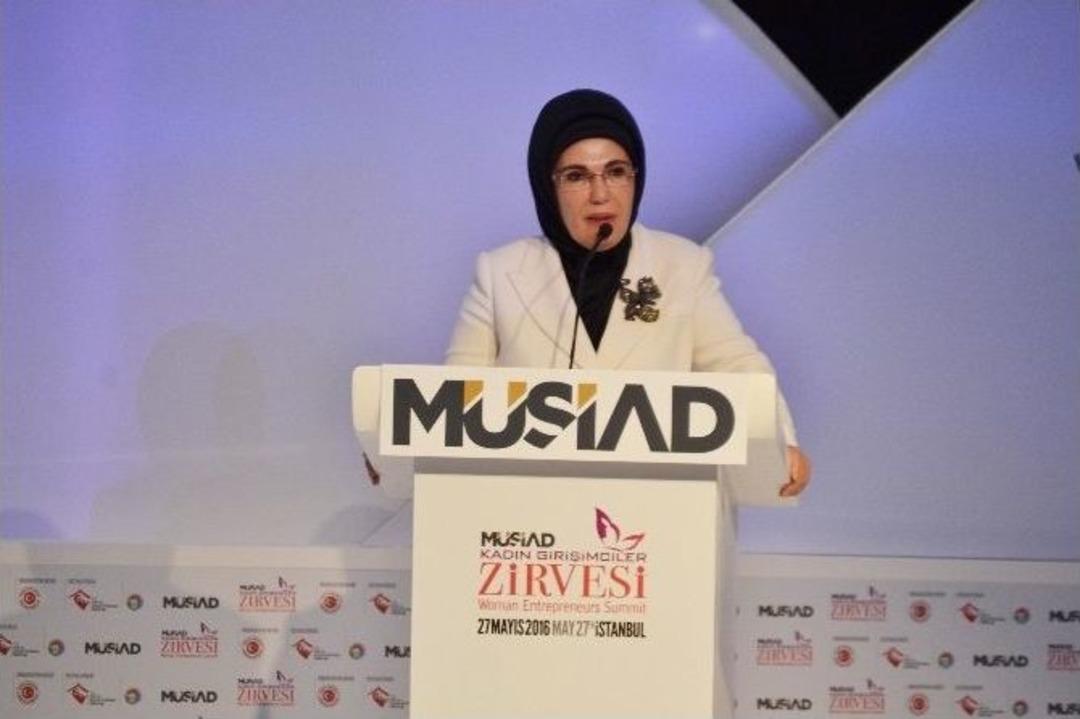 Emine Erdoğan: &ldquo;kadınların Aile İ&ccedil;i Sorumluluklarını Unutmaması Gerekir&rdquo;