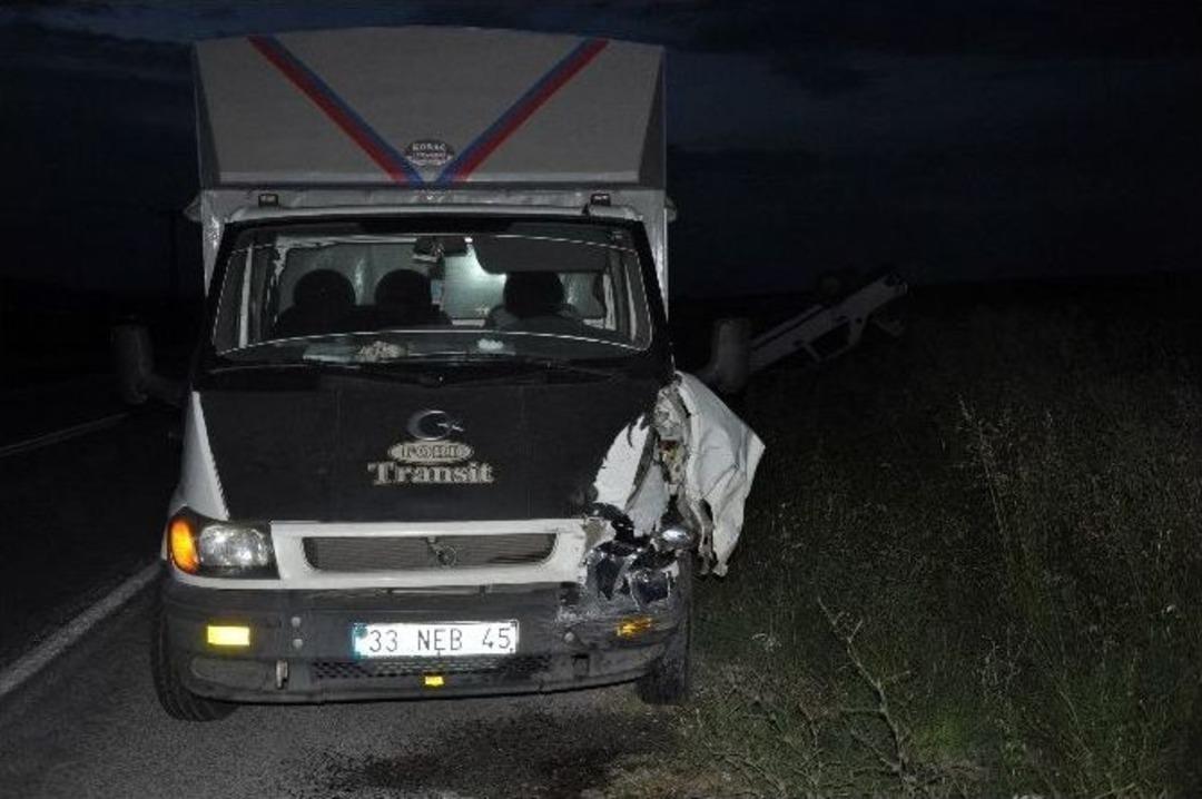 Mersin&rsquo;de Trafik Kazası: 2,5 Yaşındaki &Ccedil;ocuk &Ouml;ld&uuml;, 5 Kişi Yaralandı