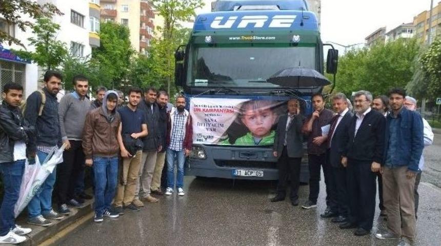 Eskişehir İhh&rsquo;dan Suriye&rsquo;ye Ramazan &Ouml;ncesi Tır Dolusu Yardım
