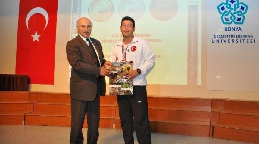 Ne&uuml;&rsquo;de Geleneksel 4. Spor Şenlikleri &Ouml;d&uuml;l T&ouml;reni Ger&ccedil;ekleştirildi