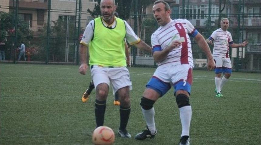 Fenerbah&ccedil;e-trabzonspor Rekabeti Yalova&rsquo;da Veteranlar Turnuvasına Taşındı
