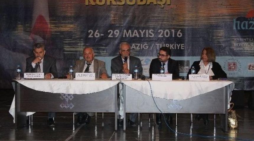 Elazığ&rsquo;da &rsquo;ali Şir Nevai Ve T&uuml;rk&ccedil;e&rsquo; Paneli D&uuml;zenlendi