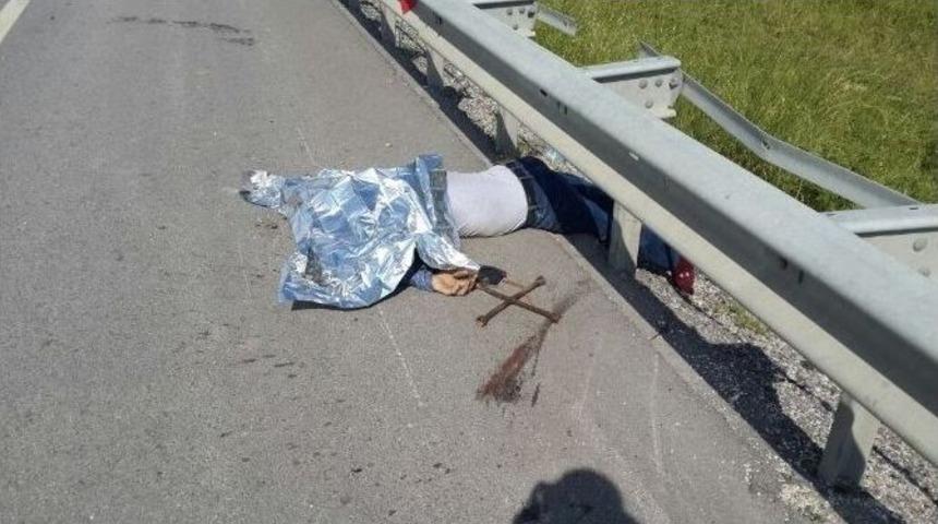 Lastiğini Değiştirirken Canından Oldu