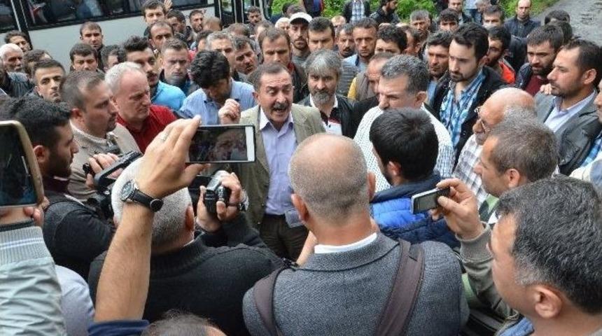 Maden İş&ccedil;ilerinin &ldquo;ocaktan &Ccedil;ıkmama&rdquo; Eylemi S&uuml;r&uuml;yor