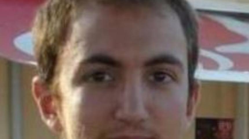 &Ccedil;&ouml;p Poşetine Sarılı Bulunan &Ouml;ğretmenin Cesedi Morga Kaldırıldı