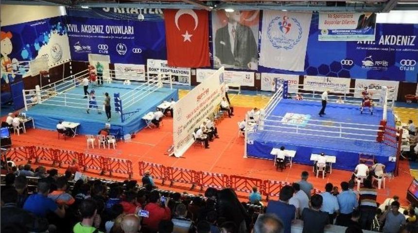 &Uuml;st Minikler T&uuml;rkiye Ferdi Boks Şampiyonası Mersin&rsquo;de Başladı