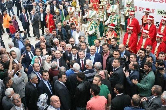 Bakan Özlü, Düzce’de Coşkuyla Karşılandı