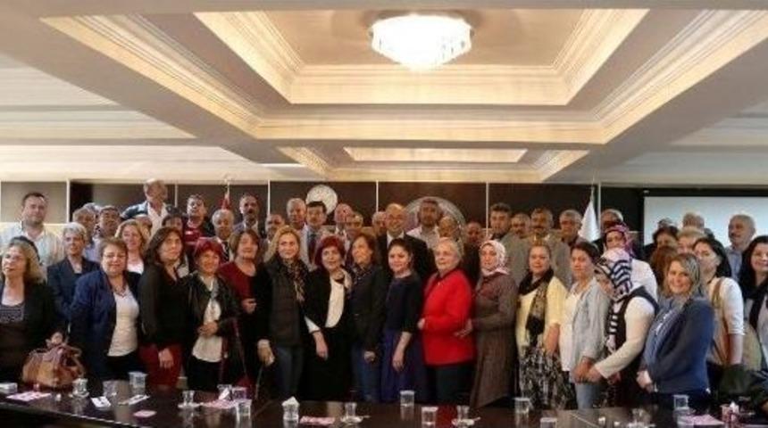 Muhtarlar, Başkan Kutlu İle Bir Araya Geldi