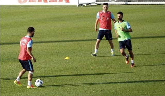 A Milli Futbol Takımı, Karadağ Ma&ccedil;ı Hazırlıkları Tamamladı 1