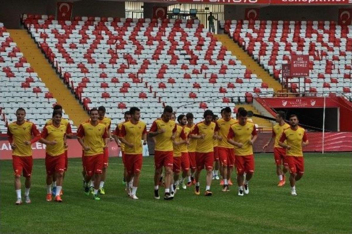 Karadağ Milli Takımın A Milli Takım Hazırlıkları S&uuml;r&uuml;yor