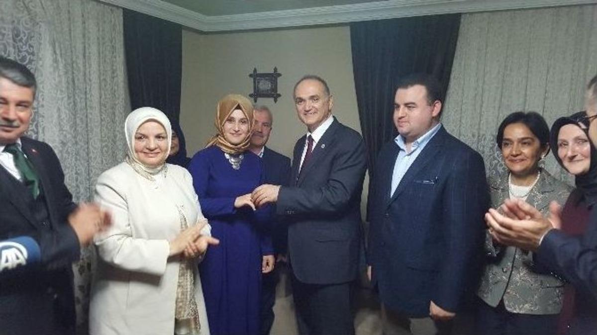 Sanayi Bakanı &Ouml;zl&uuml; Kız İstedi