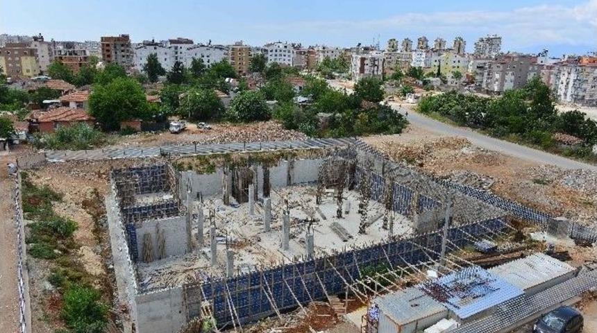 Hacı Bektaş-ı Veli K&uuml;lt&uuml;r Merkezi İnşaatı S&uuml;r&uuml;yor