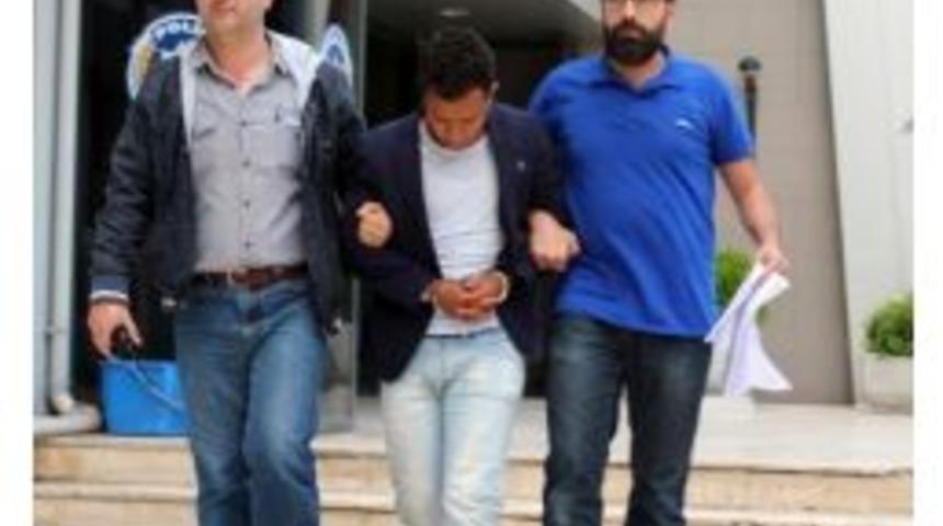 Dolandırıcılara Balkondan Servetini Attı