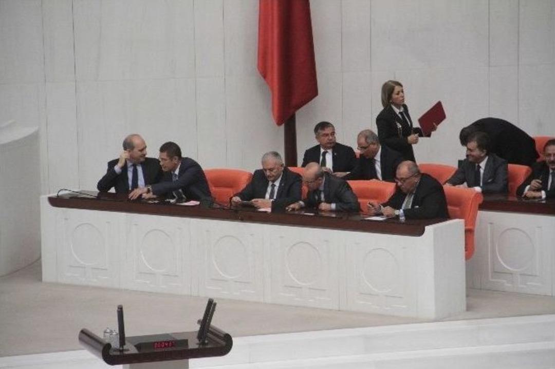 65. H&uuml;k&uuml;met 315 Oyla G&uuml;venoyu Aldı