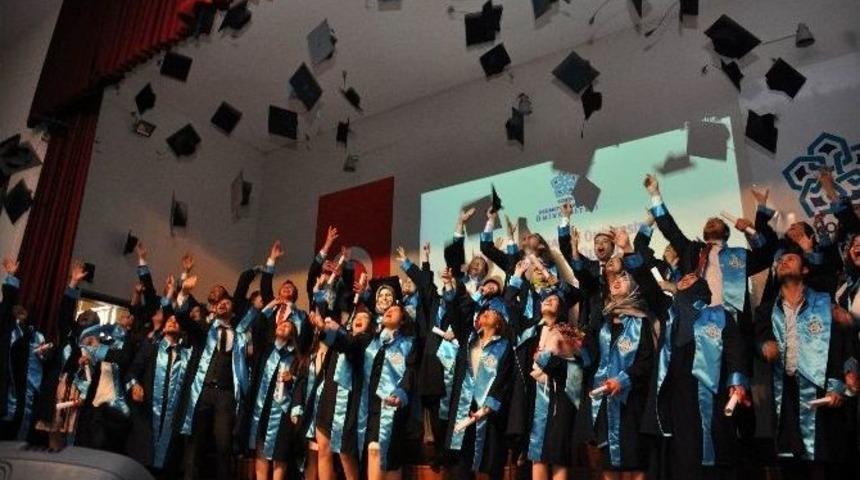 Ne&uuml; Turizm Fak&uuml;ltesi İlk Mezunlarını Verdi