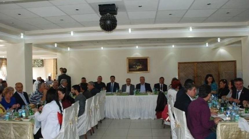 Vali Mahmut Demirtaş Muhtarları Ağırladı