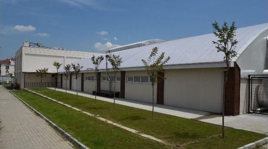 G&uuml;rsu&rsquo;da Yaz Kış Havuz Keyfi