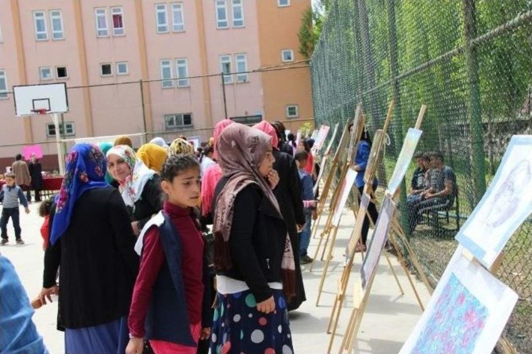 Hask&ouml;y&rsquo;de Yılsonu Sergisi