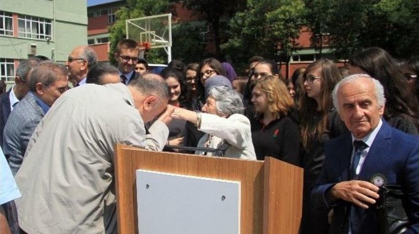 47 Yıl &Ouml;nceki &Ouml;ğretmenleri İle Duygusal Buluşma