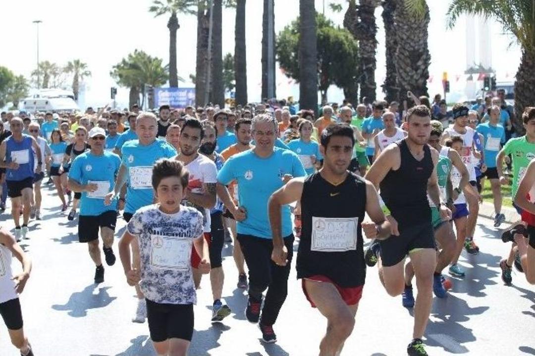 Z&uuml;beyde Ana&rsquo;ya Koştular