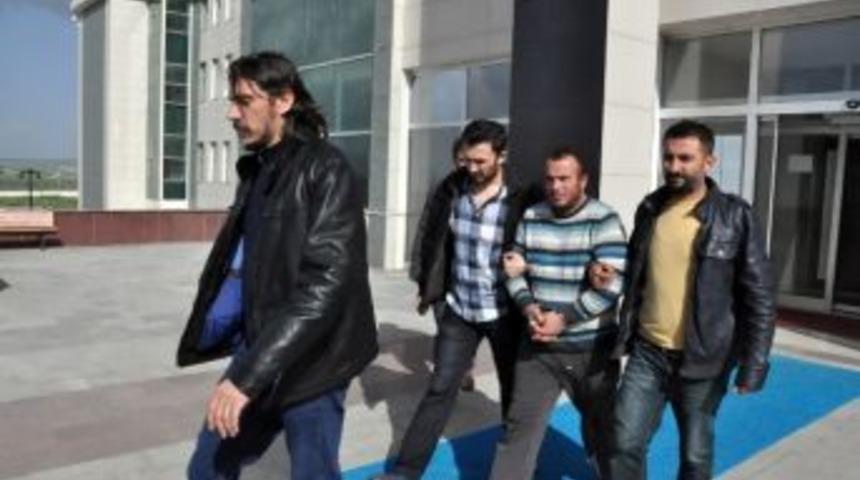 Genç Kadının 13 Yerinden Bıçaklanarak Öldürüldüğü Ortaya Çıktı