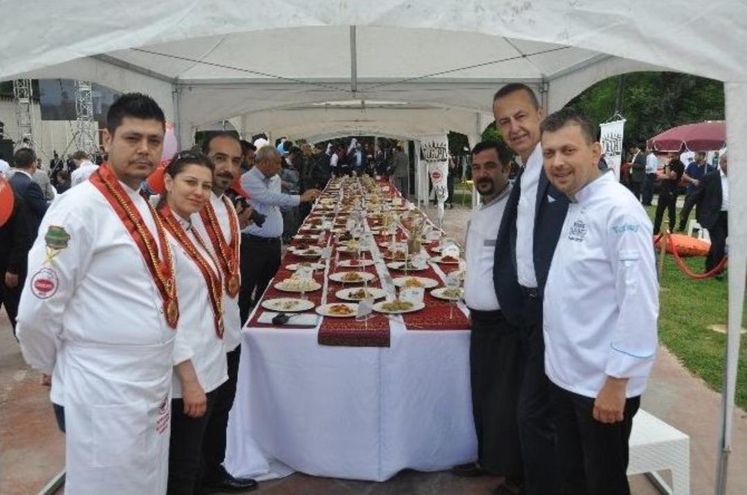 Gaziantep Profesyonel Aş&ccedil;ılar Ve İşletmeciler Derneği Başkanı Doğa &Ccedil;ift&ccedil;i: