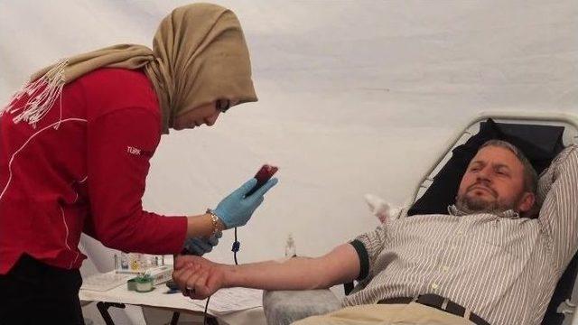 Beyoğlu&rsquo;nda Kan Bağışı Seferberliği 1