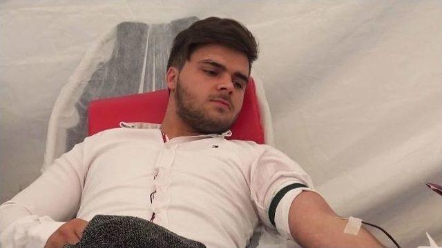 Beyoğlu&rsquo;nda Kan Bağışı Seferberliği 3