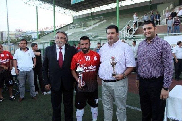 Sani Konukoğlu Futbol Turnuvası 1