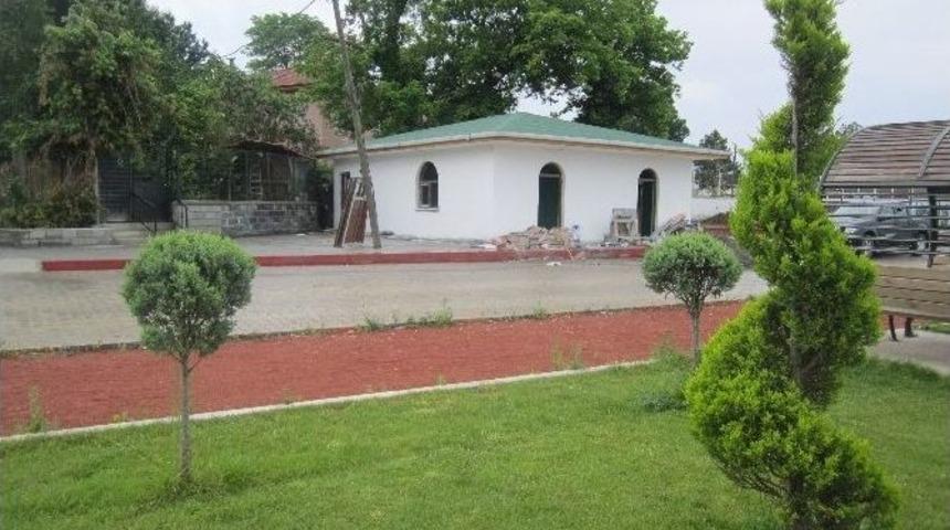 Sahil Alanında Yapılan Mescit Ramazan&rsquo;da İbadete A&ccedil;ılıyor