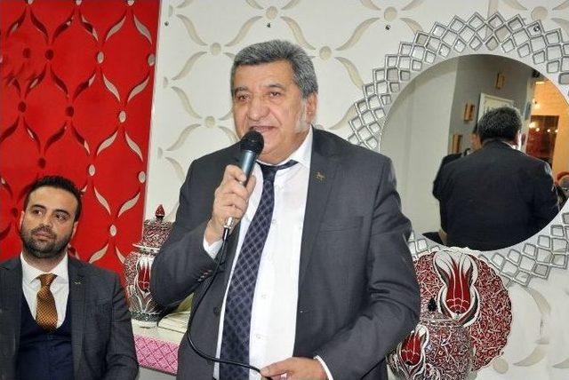 Menderes Saygıyla Anıldı 1